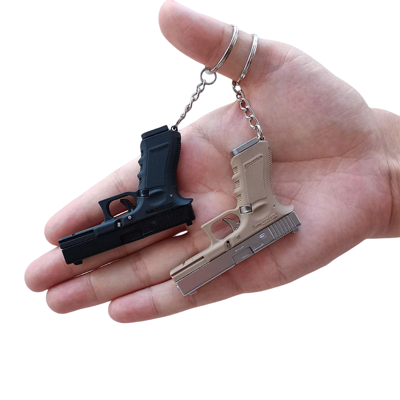 Glock G17 Keychain Mini Metal PUBG M29F Pistol Shape Keychain Desert Eagle Portable Gun Model Shell Ejection Free Assembly